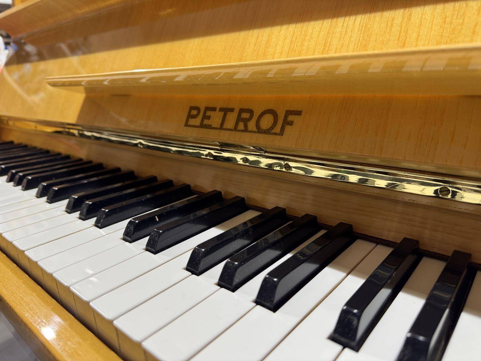 Petrof 114 K1