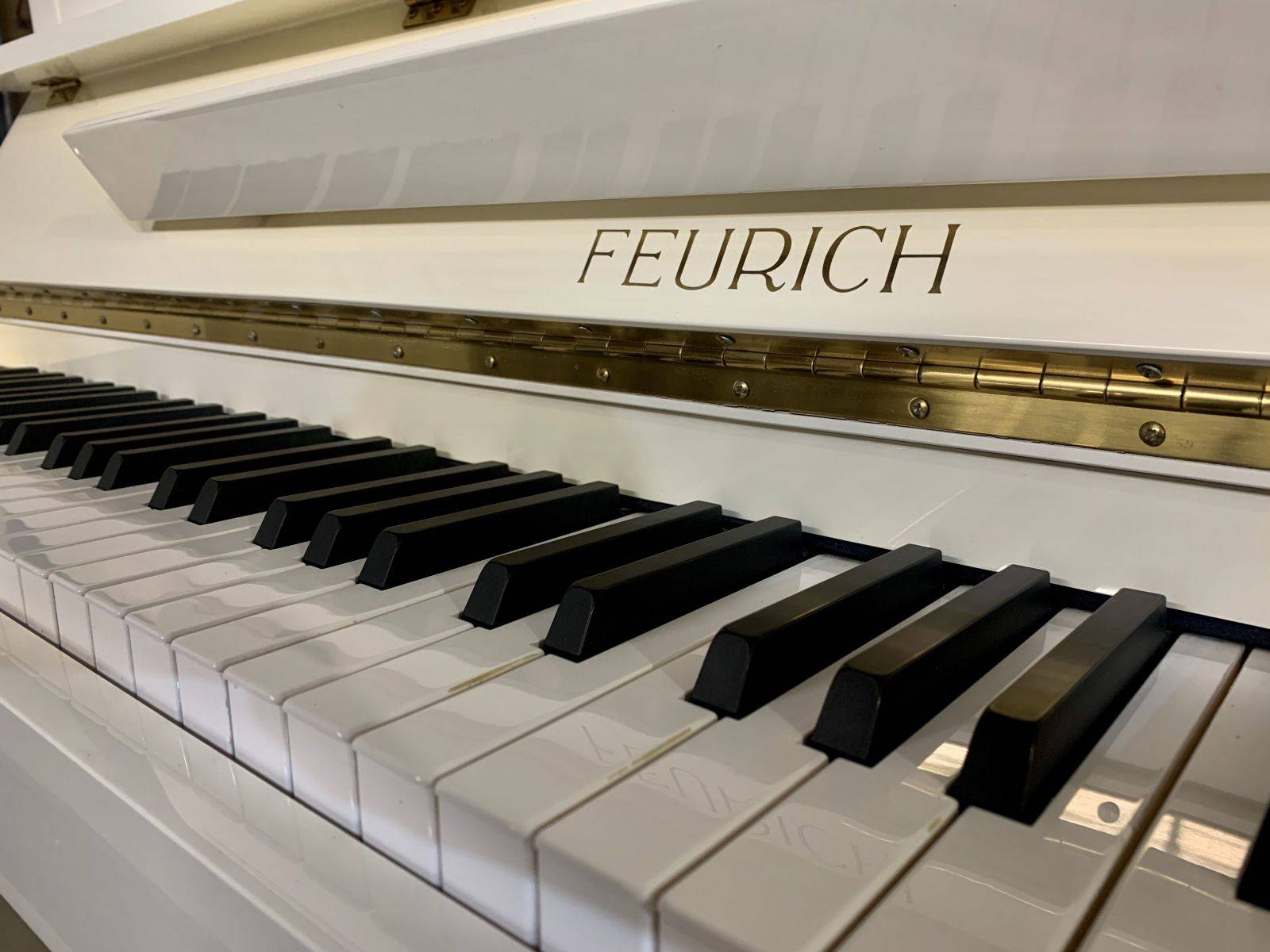 Feurich klávesnice