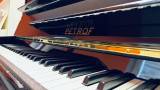 Pianino Petrof