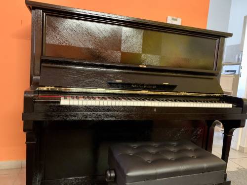 Pianino August Förster Prodáno