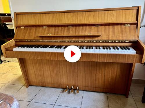 Japonské pianino KAWAI
