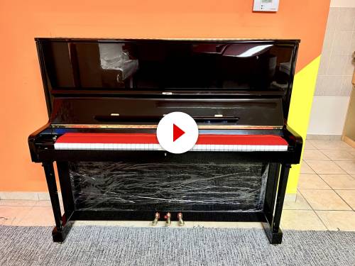 Petrof P1 model 125 v černém vysokém lesku Prodáno