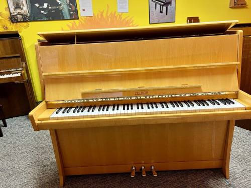 Pianino Petrof
