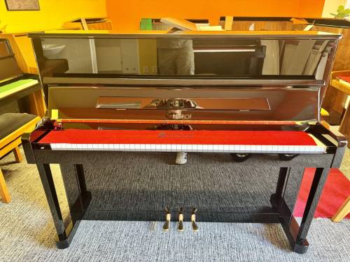 Petrof 118 P1 Nový nástroj