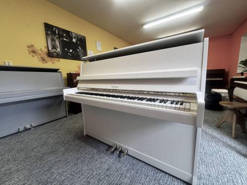 Pianino Petrof